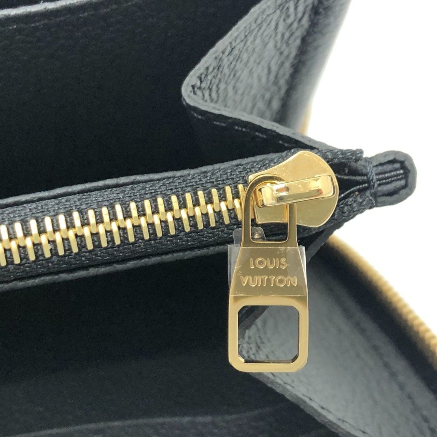 Louis Vuitton Zippy wallet, Black, Leather, wallet