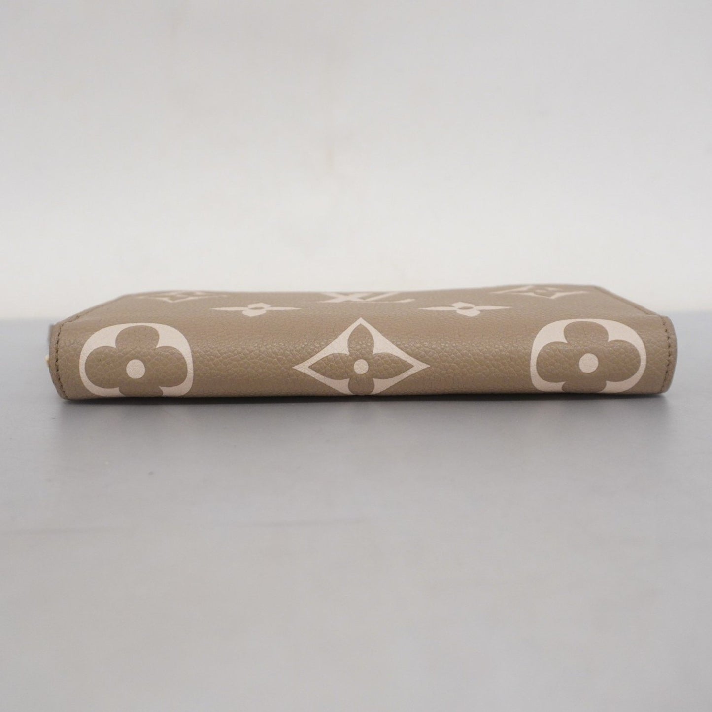 Louis Vuitton Zippy wallet, Brown, Leather, wallet