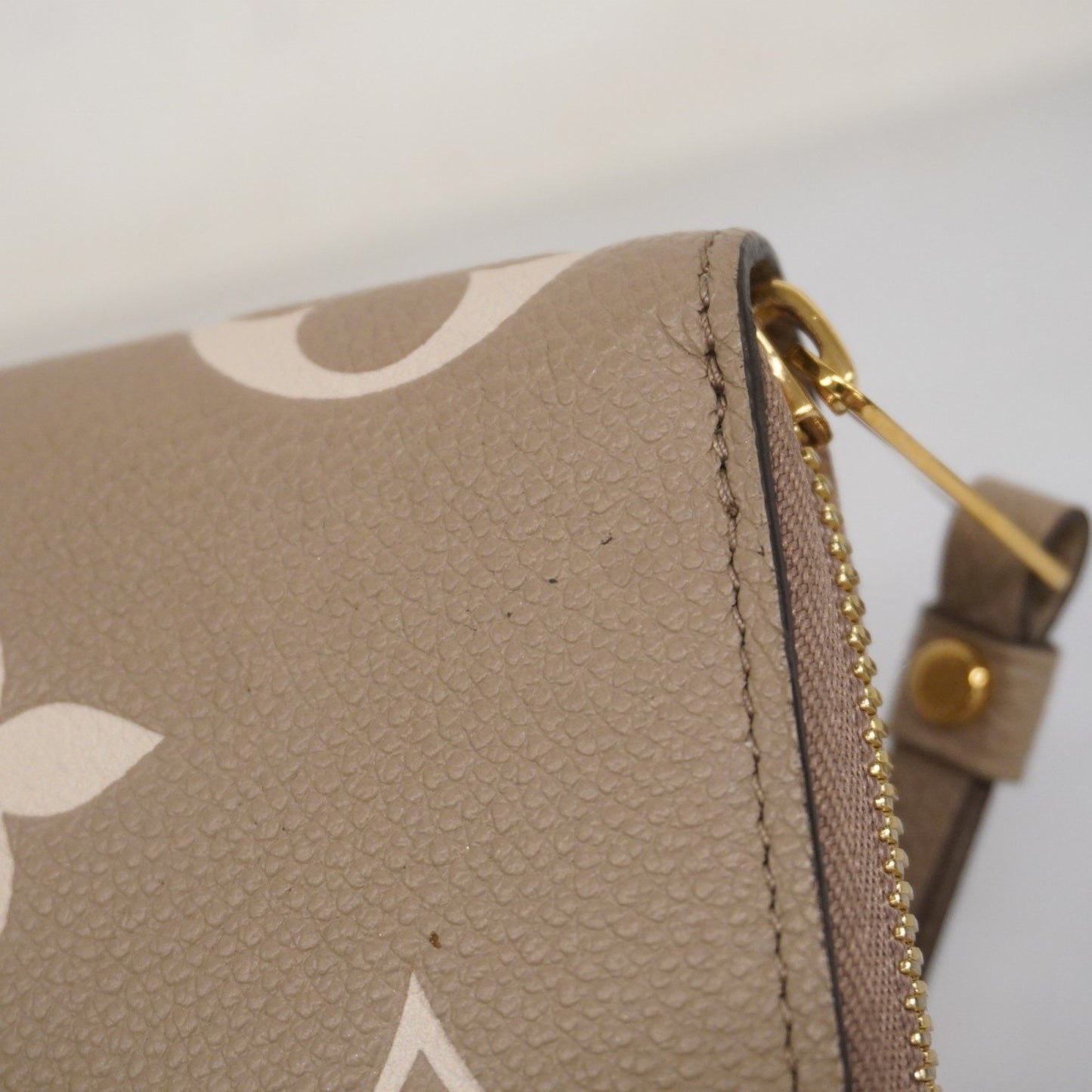 Louis Vuitton Zippy wallet, Brown, Leather, wallet
