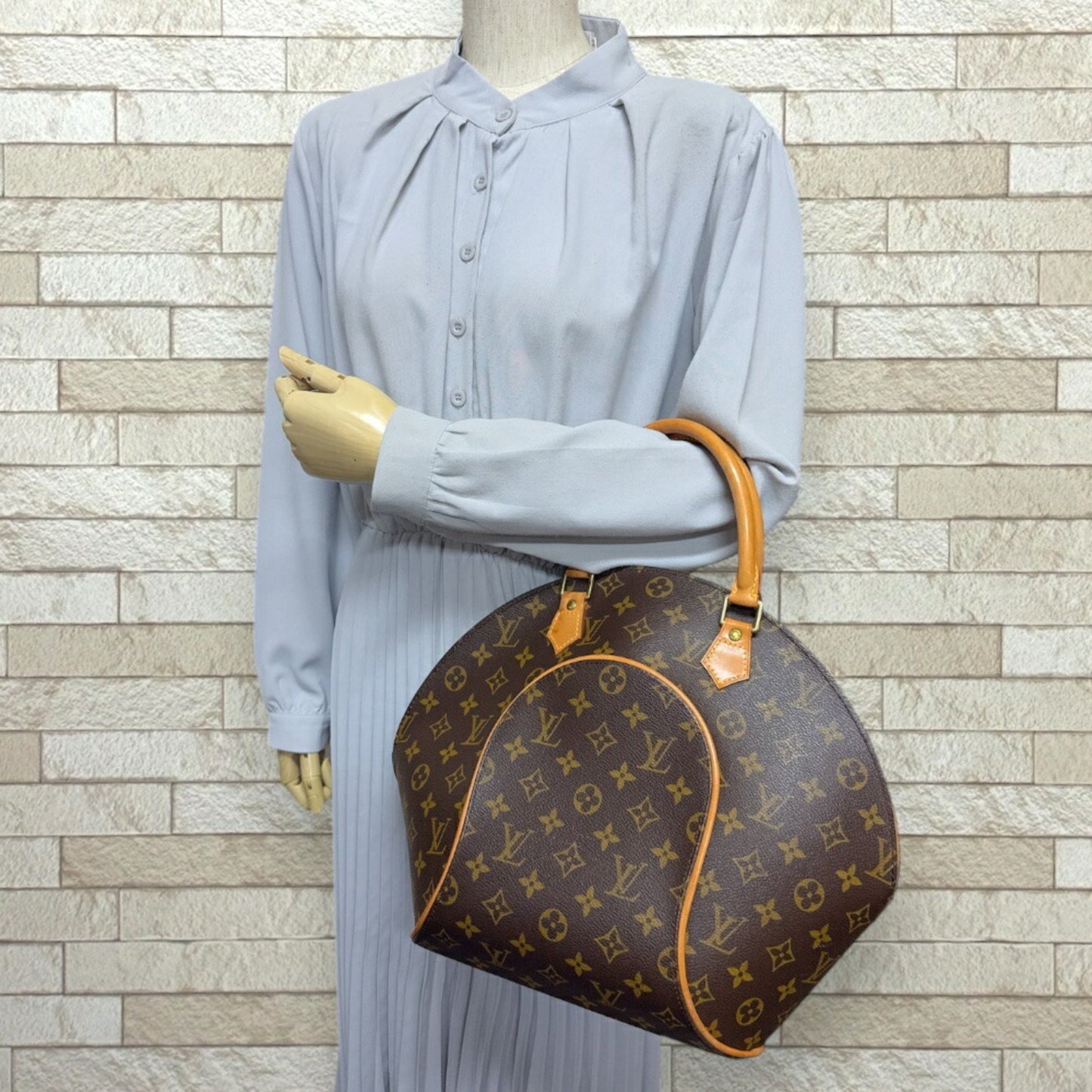Louis Vuitton Ellipse, Brown, Canvas, handbag