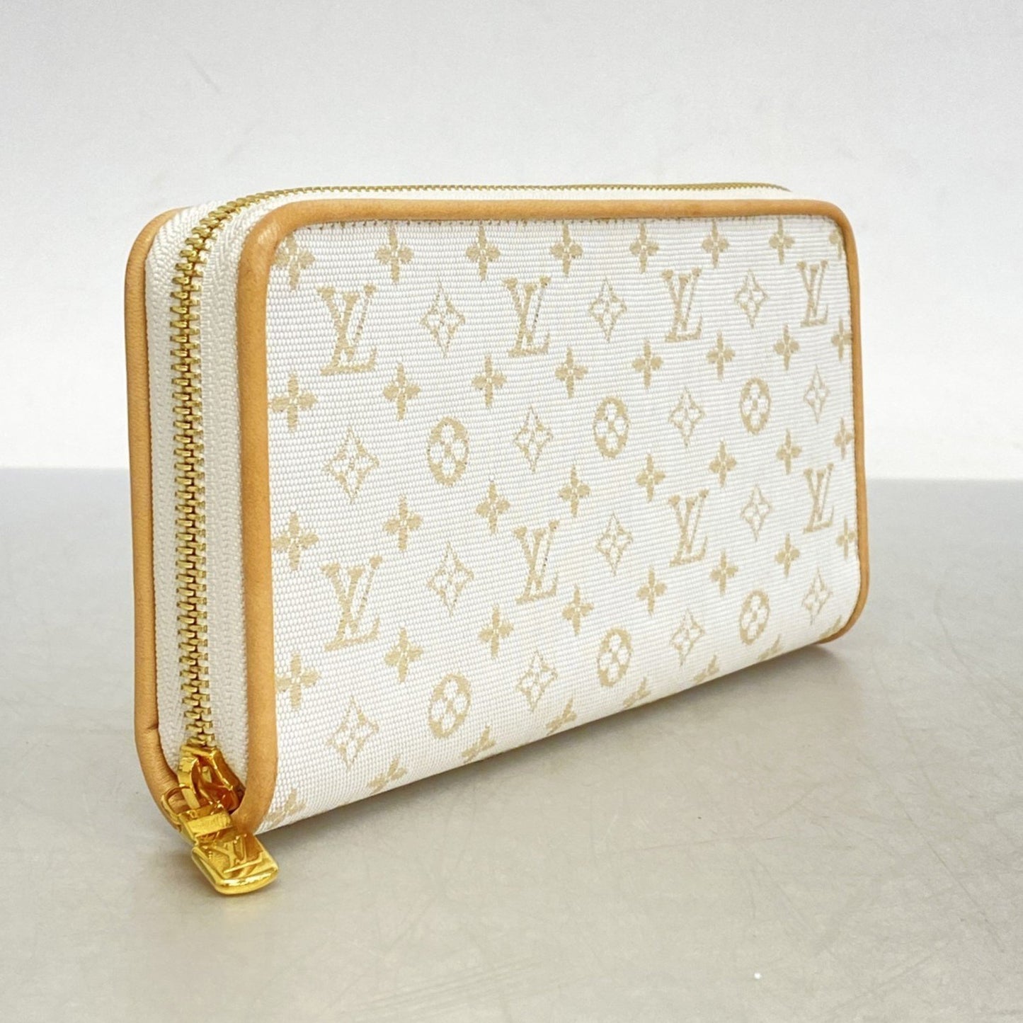 Louis Vuitton Zippy wallet, Ecru, Canvas, wallet