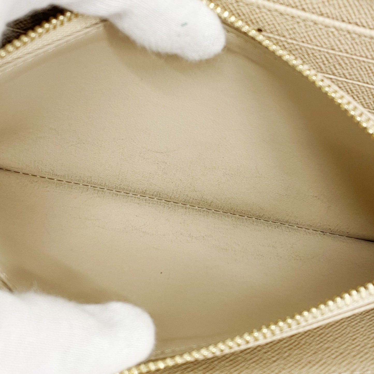 Louis Vuitton Zippy wallet, Ecru, Canvas, wallet