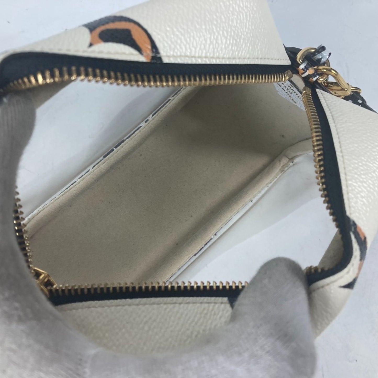 Louis Vuitton Beach Pouch, Black, Leather, clutch