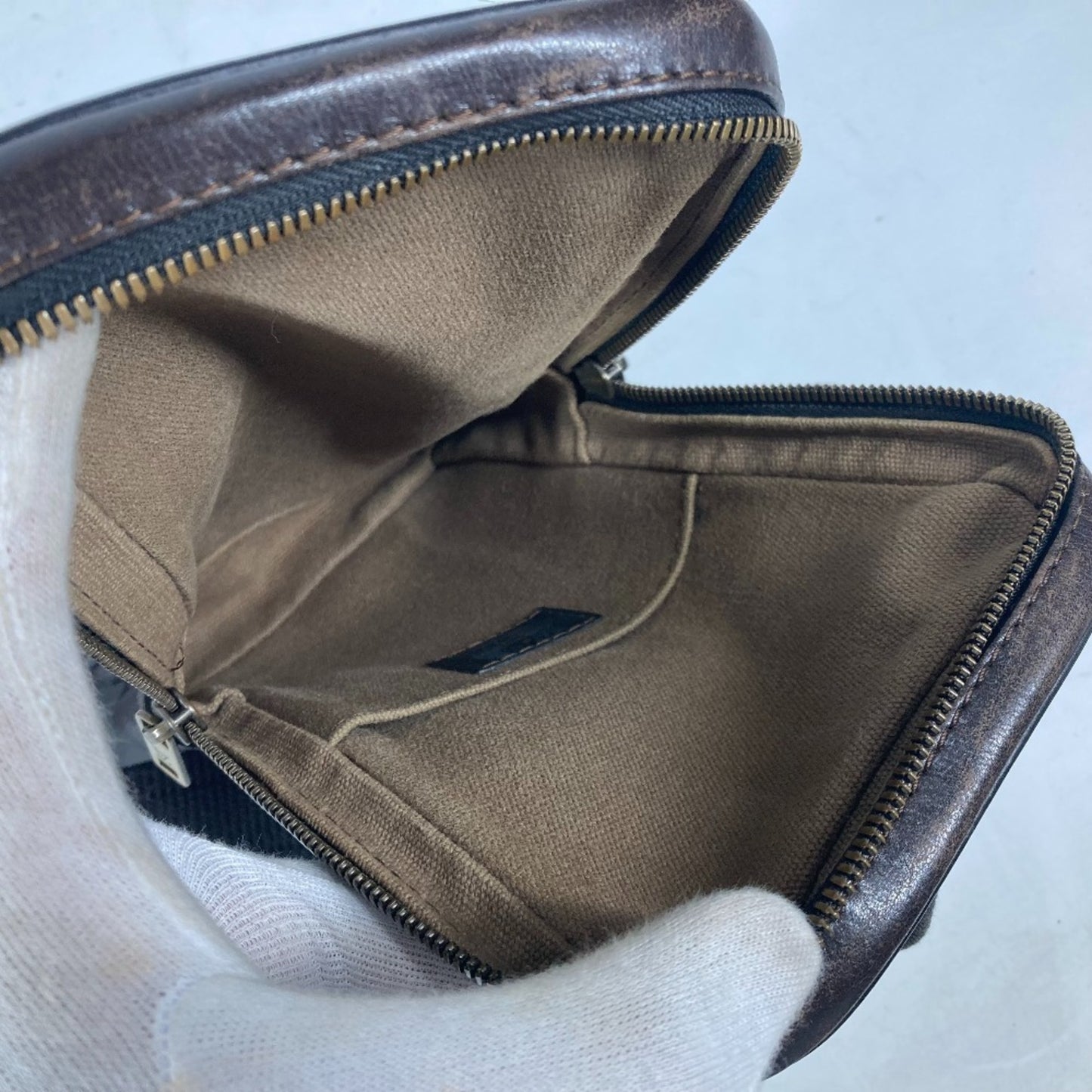 Louis Vuitton Utah, Brown, Leather, clutch