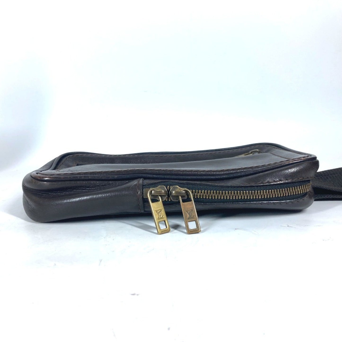 Louis Vuitton Utah, Brown, Leather, clutch