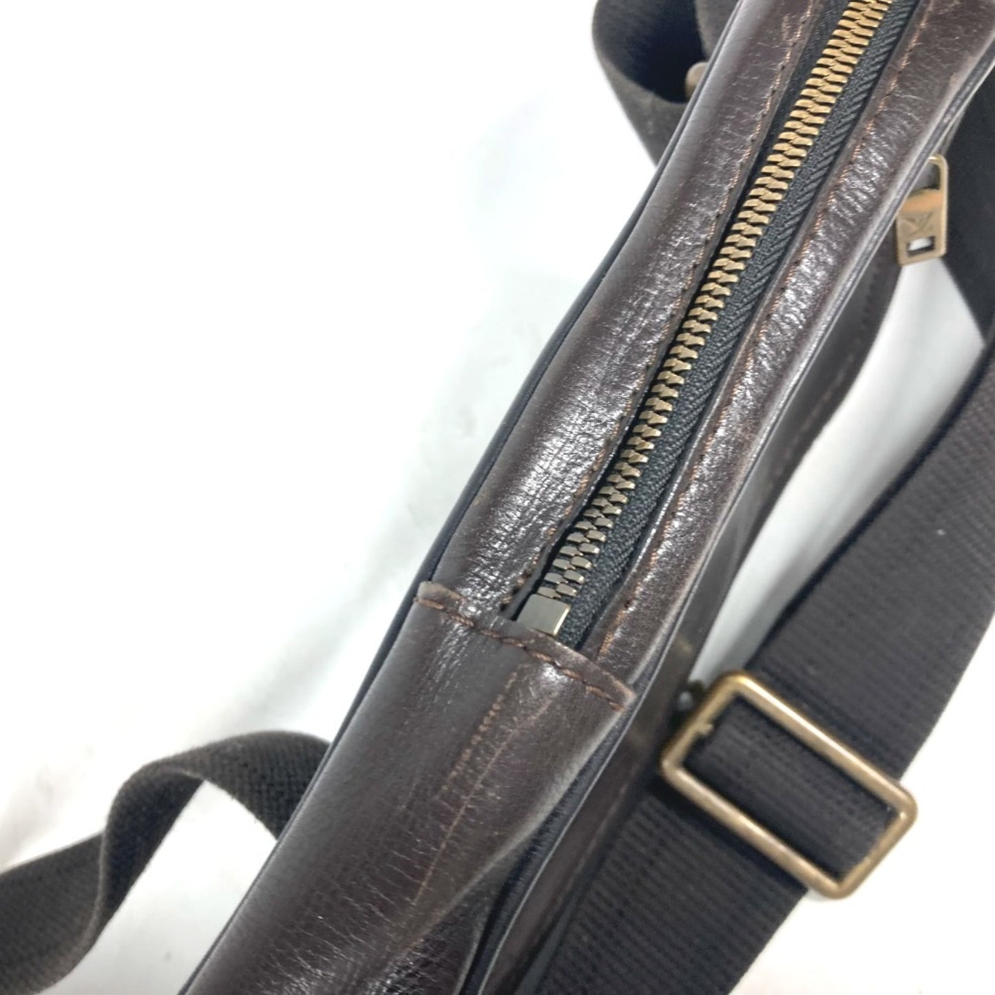 Louis Vuitton Utah, Brown, Leather, clutch