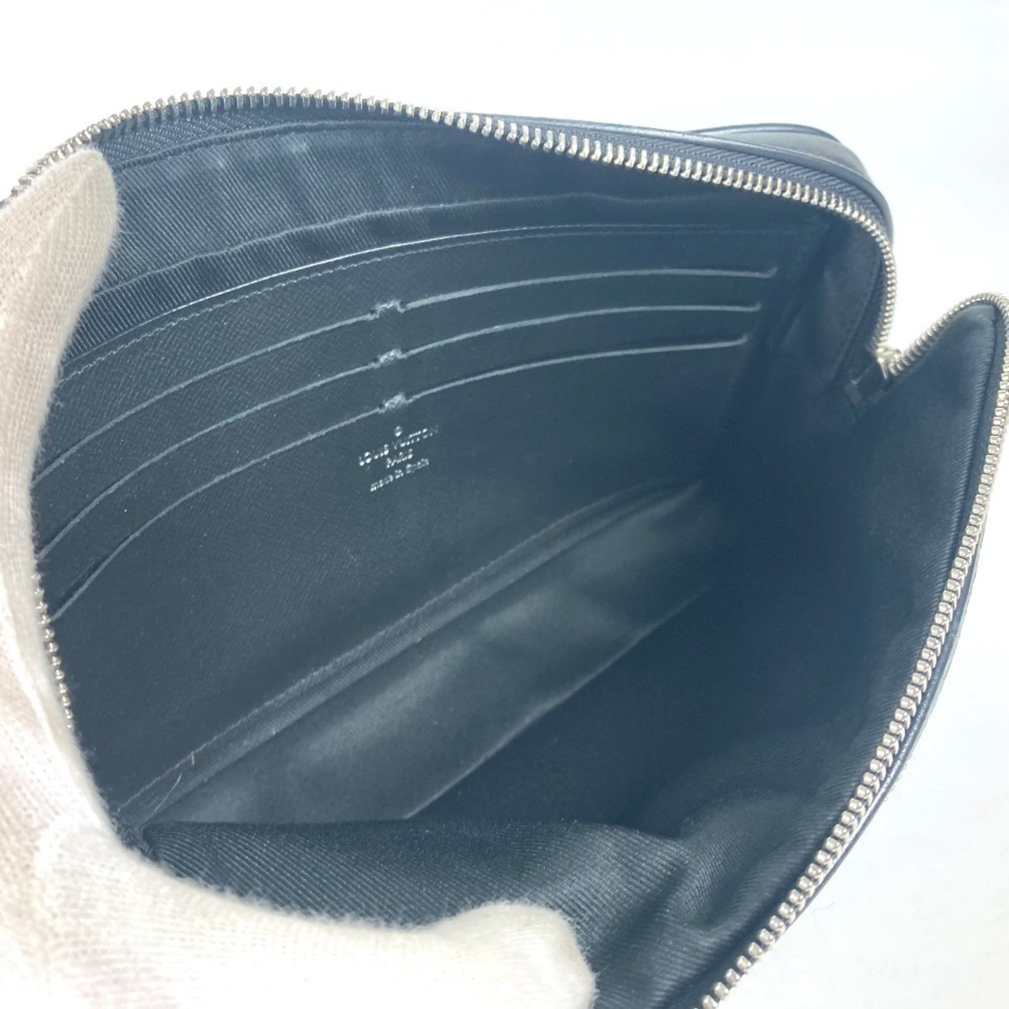 Louis Vuitton Alpha, Black, Canvas, clutch
