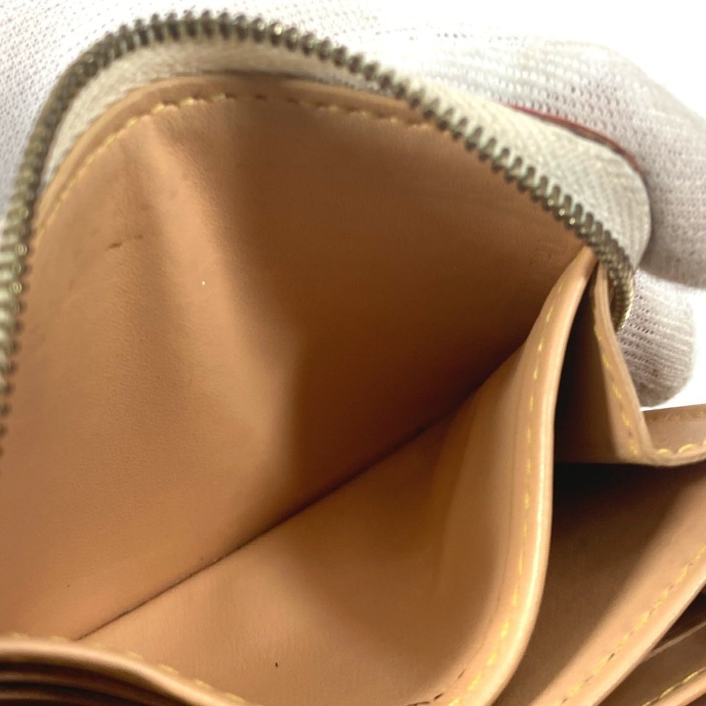 Louis Vuitton Zippy coin purse, White, Canvas, wallet