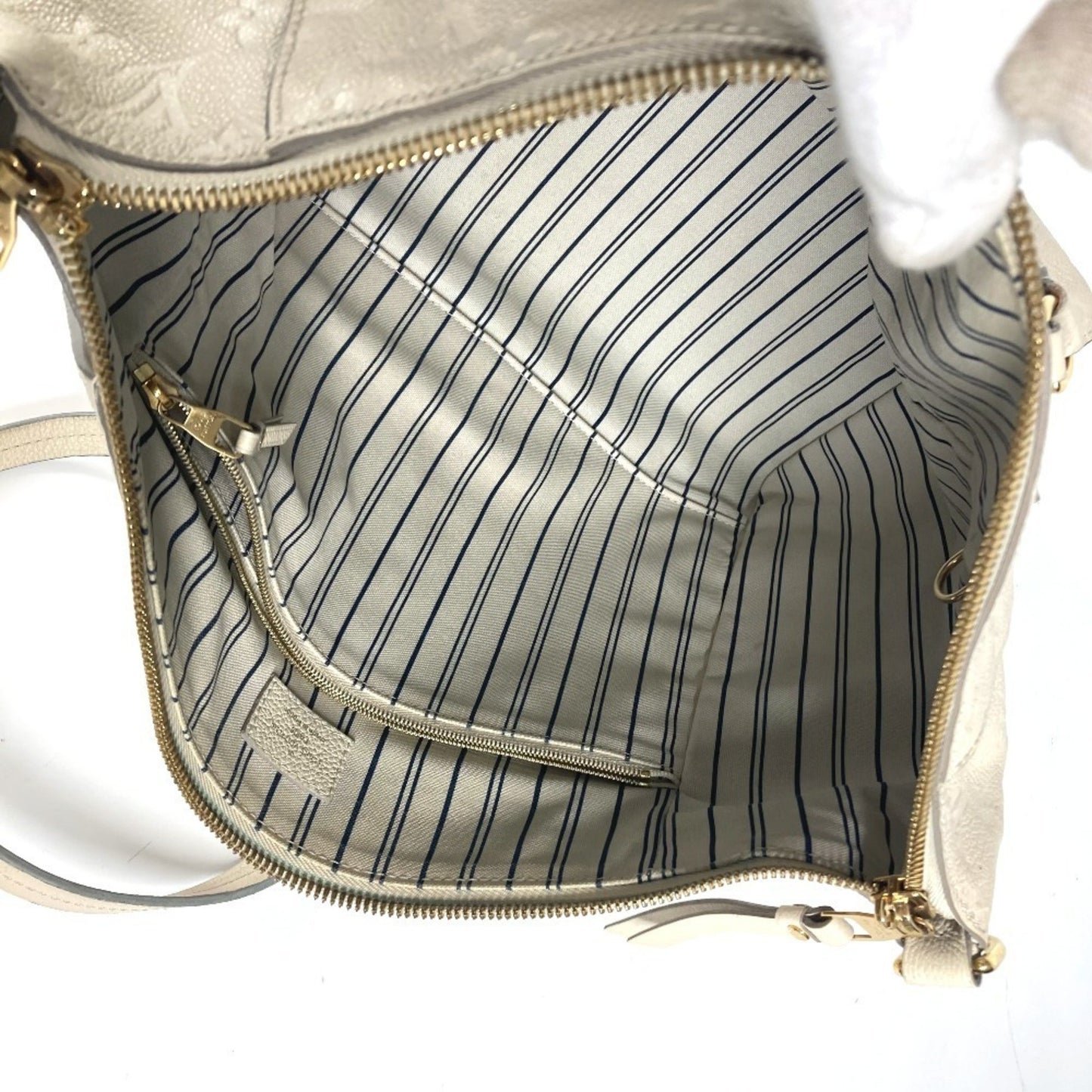 Louis Vuitton Lumineuse, White, Leather, tote