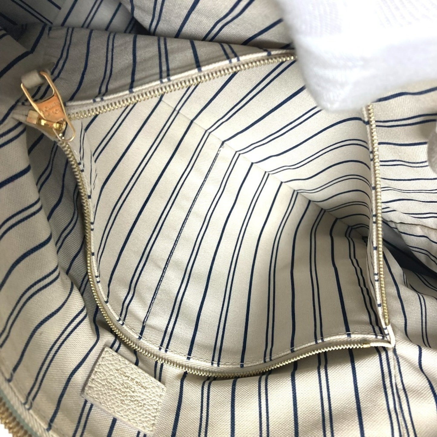 Louis Vuitton Lumineuse, White, Leather, tote