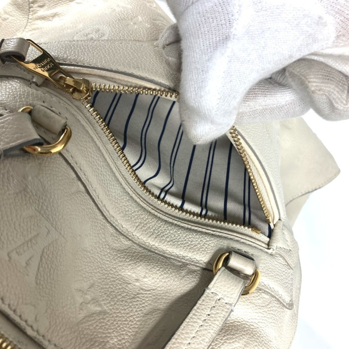 Louis Vuitton Lumineuse, White, Leather, tote