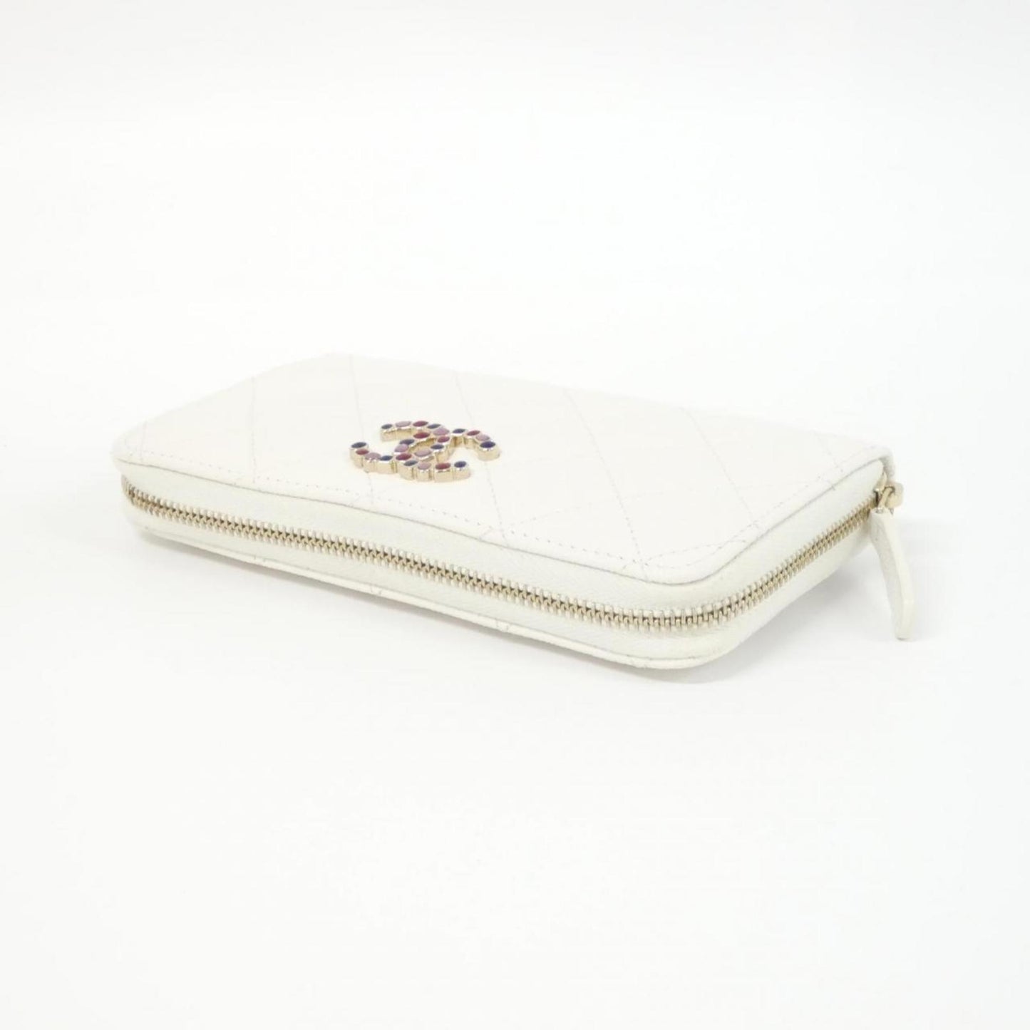 Chanel Zip around wallet, White, Leather, wallet