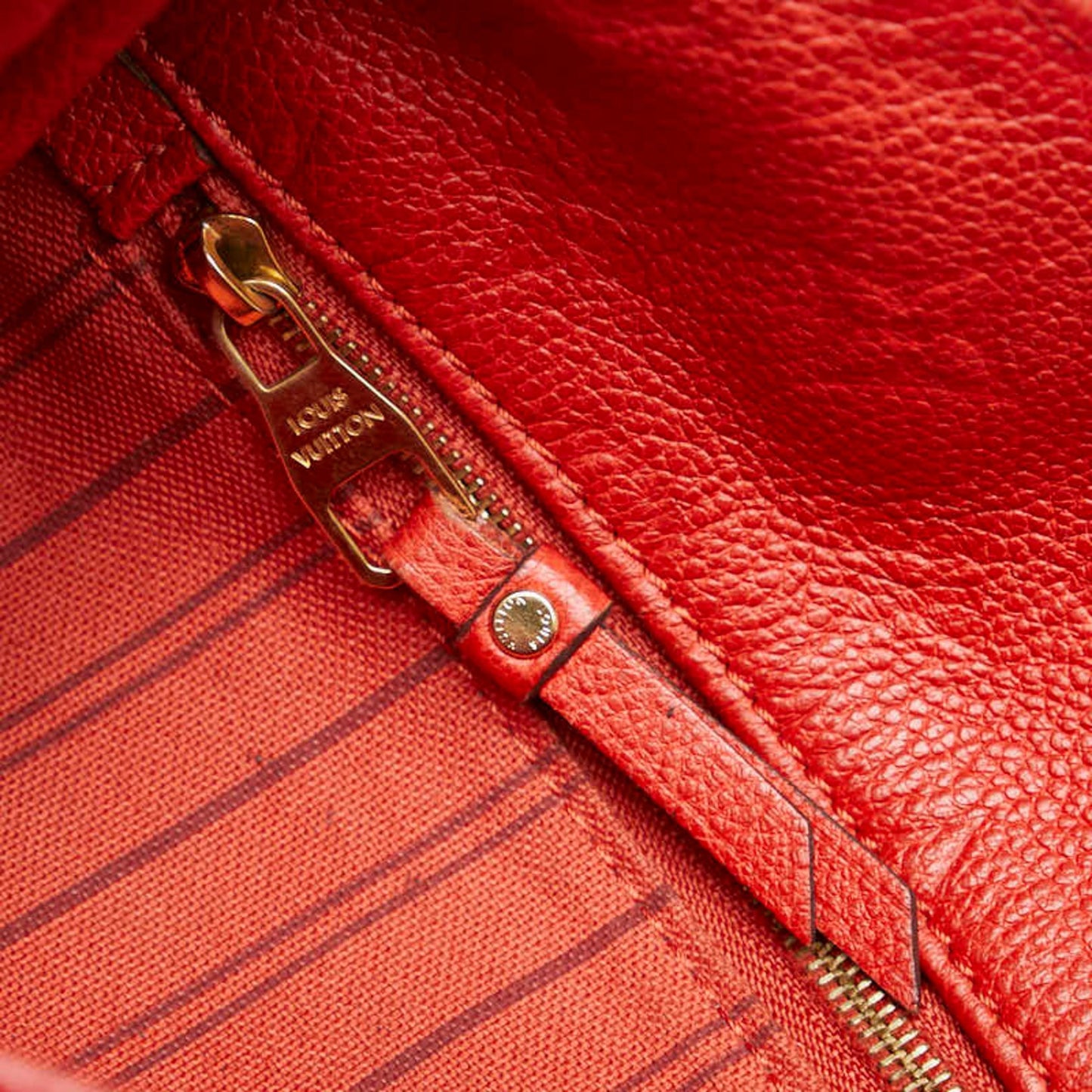 Louis Vuitton Metis, Red, Leather, handbag