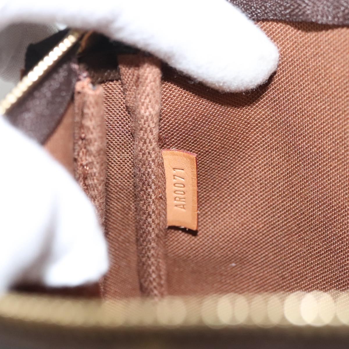 Louis Vuitton Pochette Accessoire, Khaki, Canvas, clutch