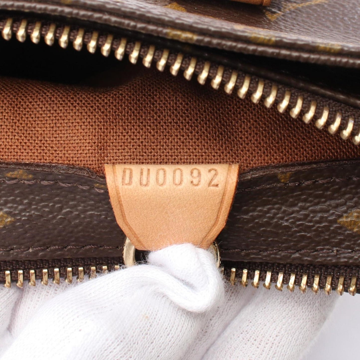 Louis Vuitton Mezzo, Brown, Canvas, tote