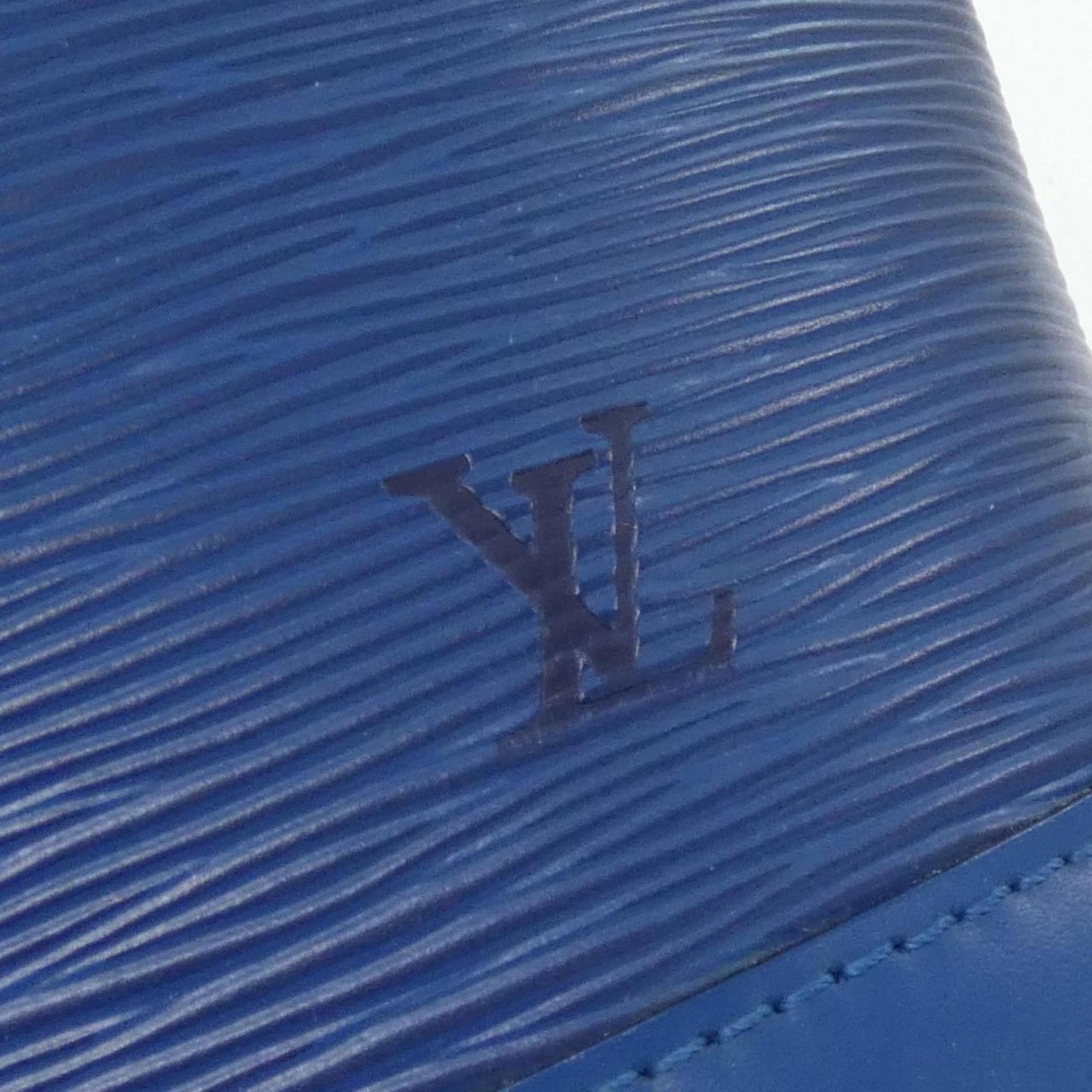 Louis Vuitton Alma, Blue, Leather, handbag