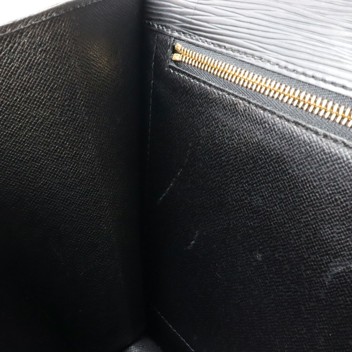 Louis Vuitton Monceau, Black, Leather, handbag