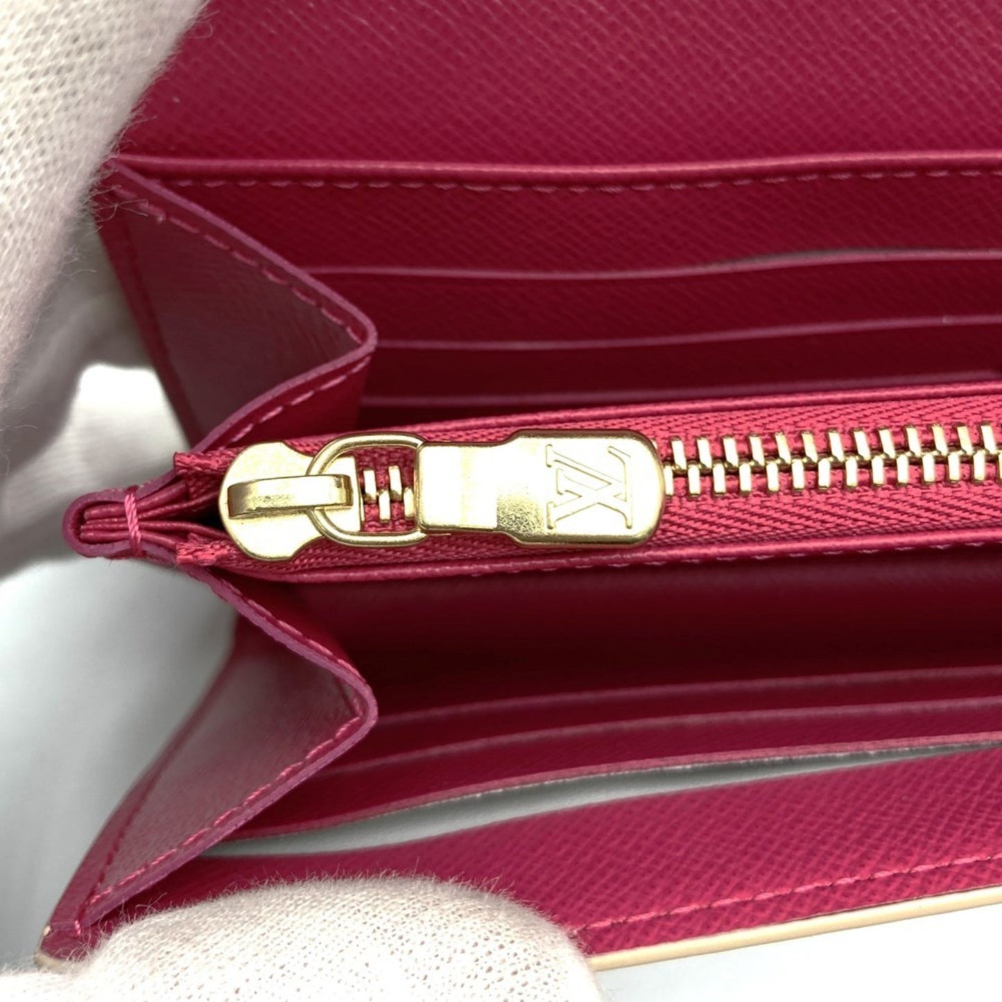 Louis Vuitton Sarah, White, Canvas, wallet