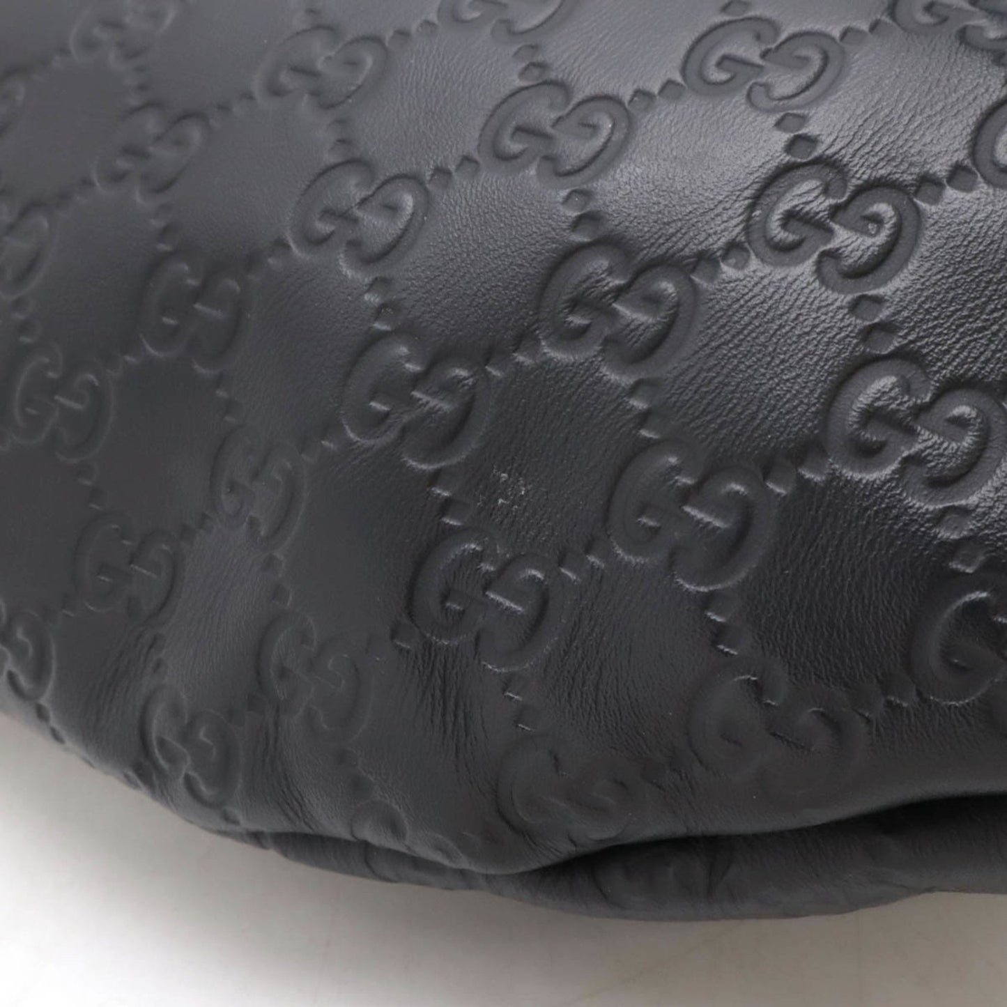 Gucci Guccissima, Black, Leather, shoulder