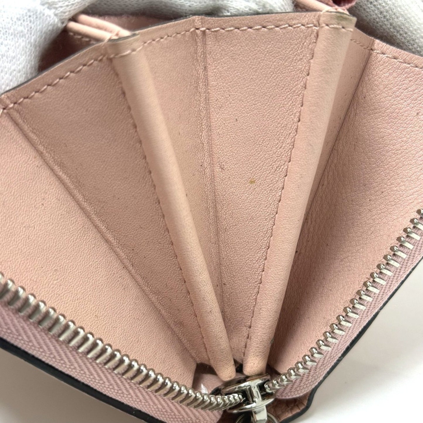 Louis Vuitton Portefeuille zippy, Pink, Leather, wallet