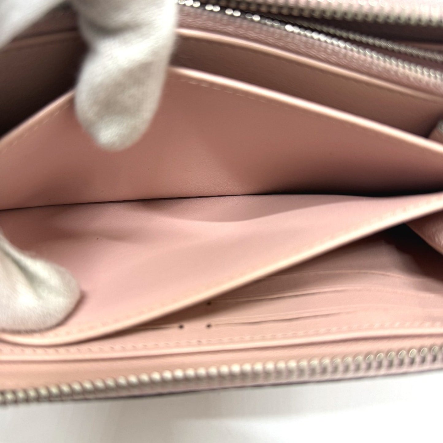 Louis Vuitton Portefeuille zippy, Pink, Leather, wallet