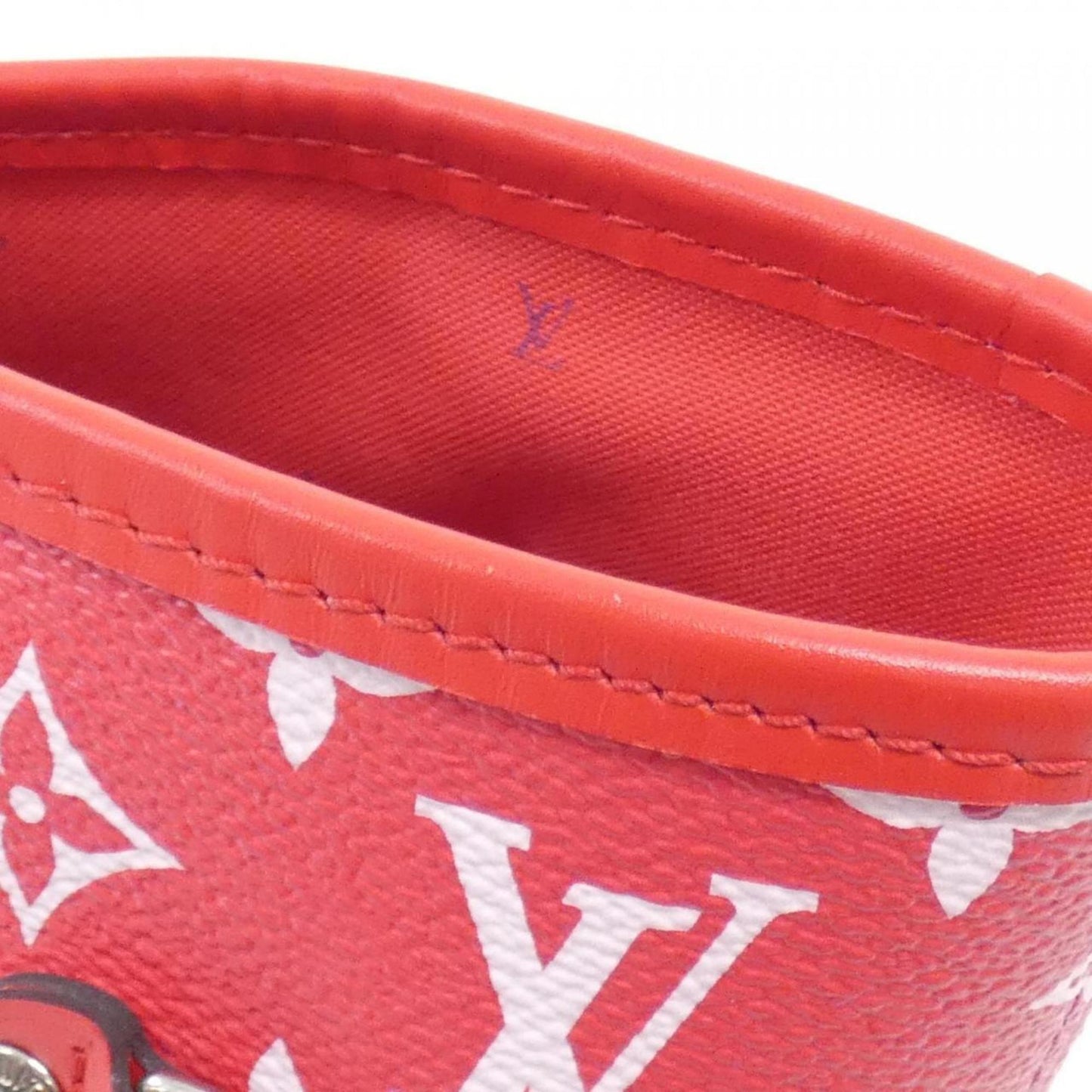 Louis Vuitton Neverfull MM, Red, Canvas, tote