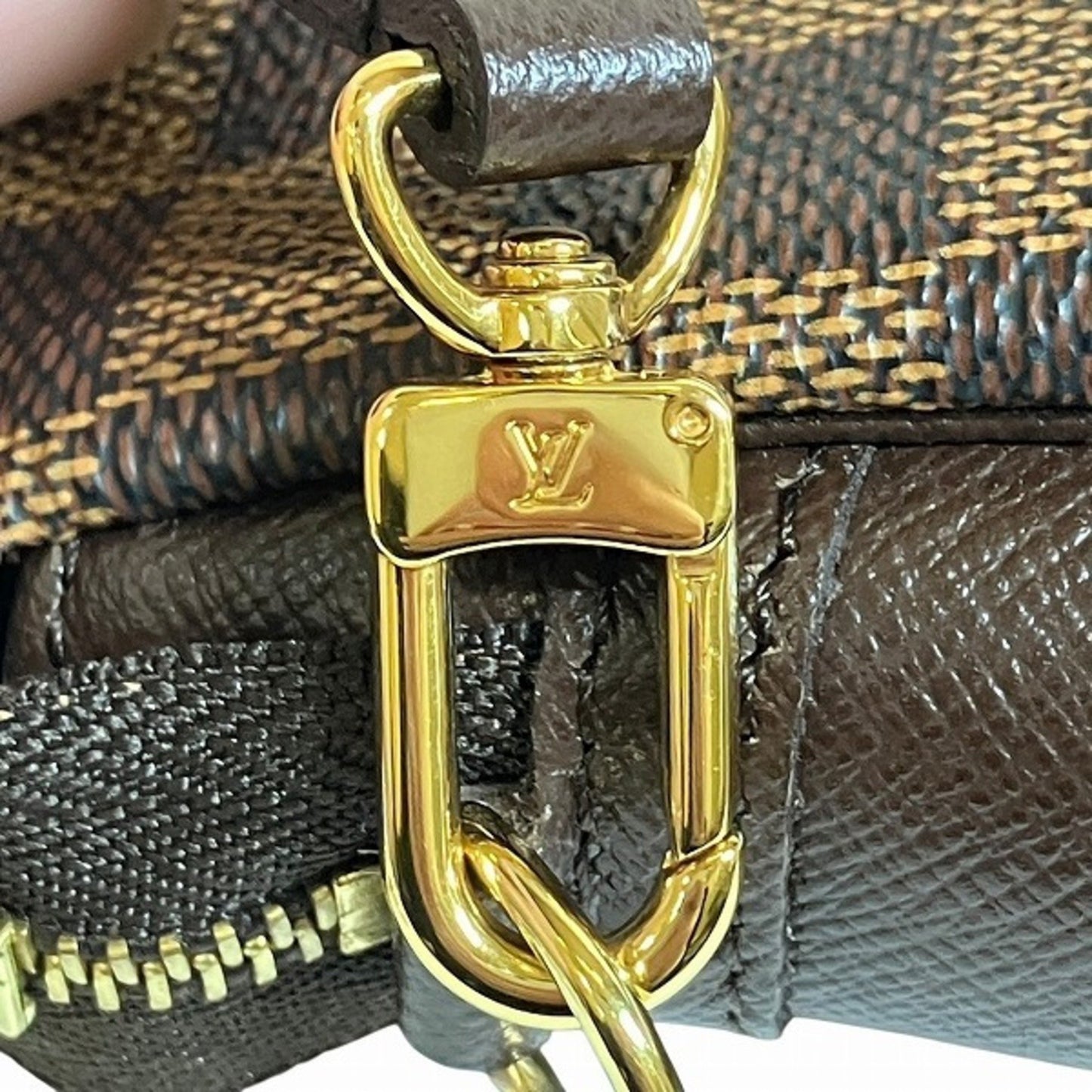 Louis Vuitton Trousse makeup, Brown, Canvas, clutch