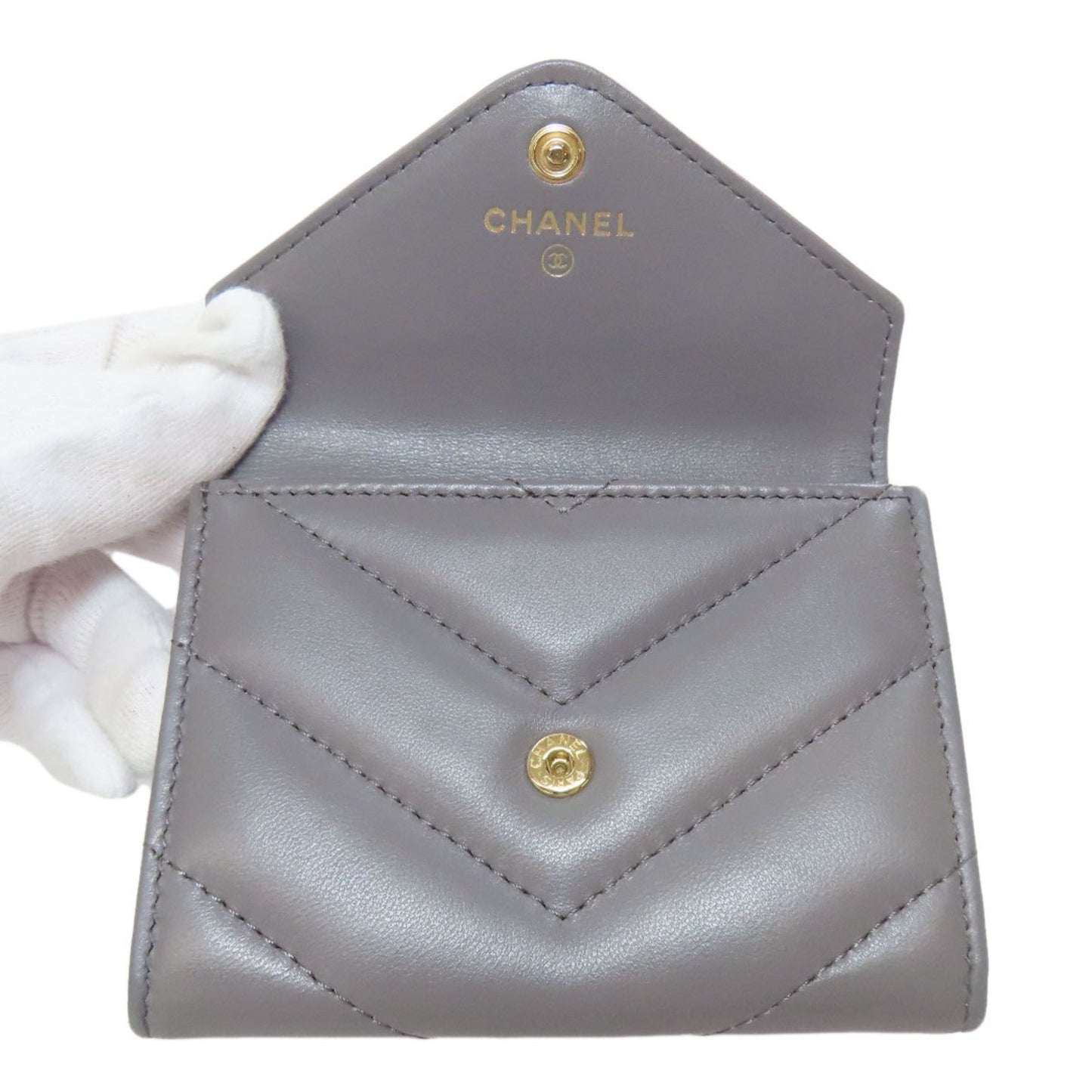 Chanel V-Stich, Grey, Leather, wallet