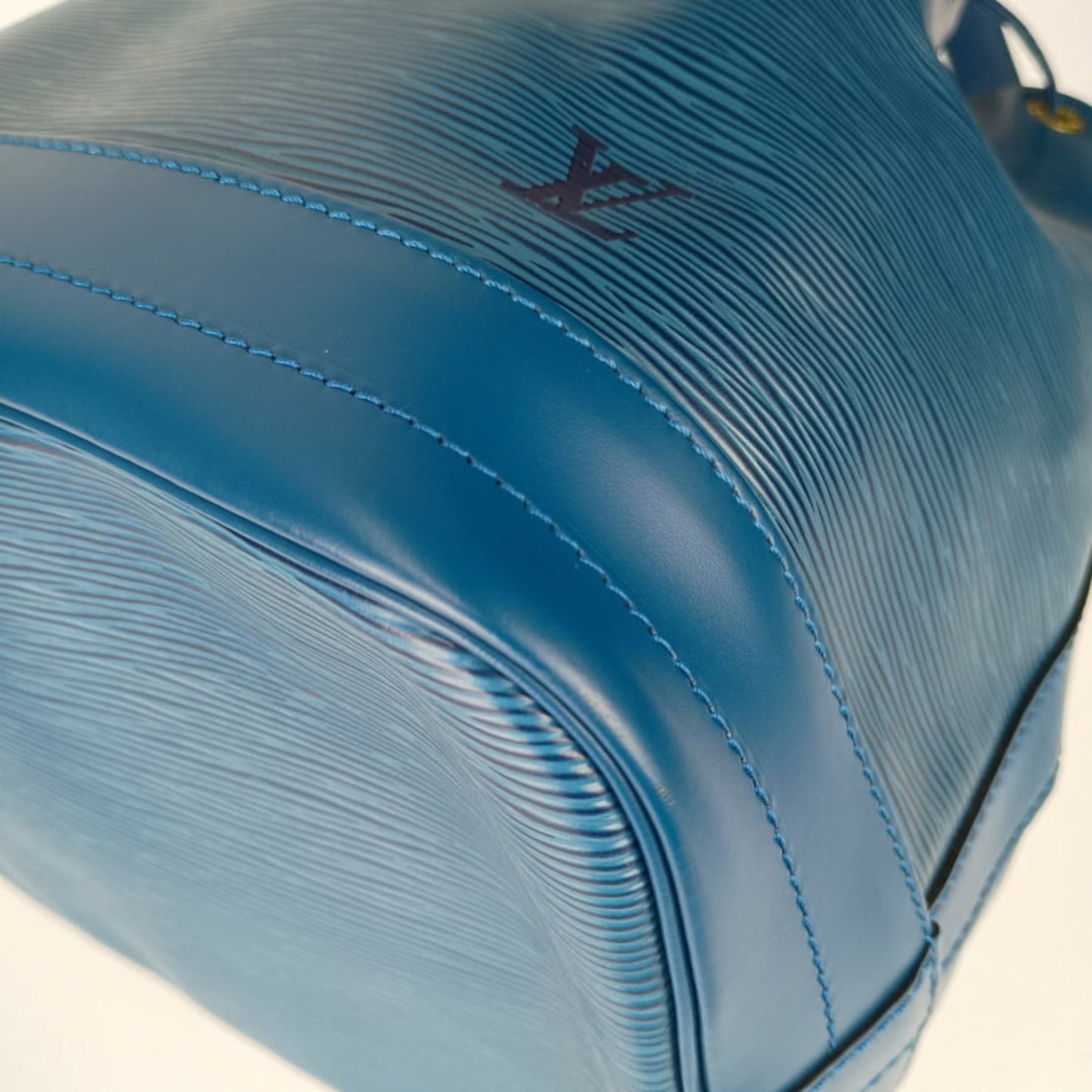 Louis Vuitton Noe, Blue, Leather, shoulder