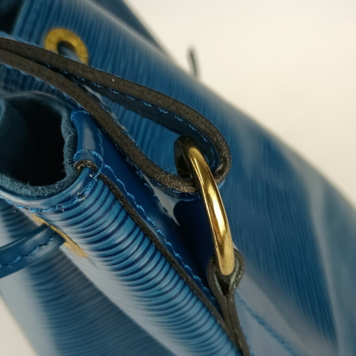 Louis Vuitton Noe, Blue, Leather, shoulder