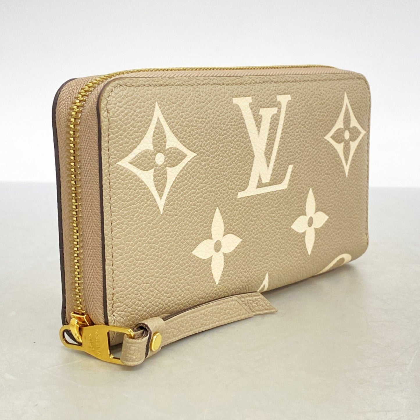 Louis Vuitton Zippy wallet, Beige, Leather, wallet