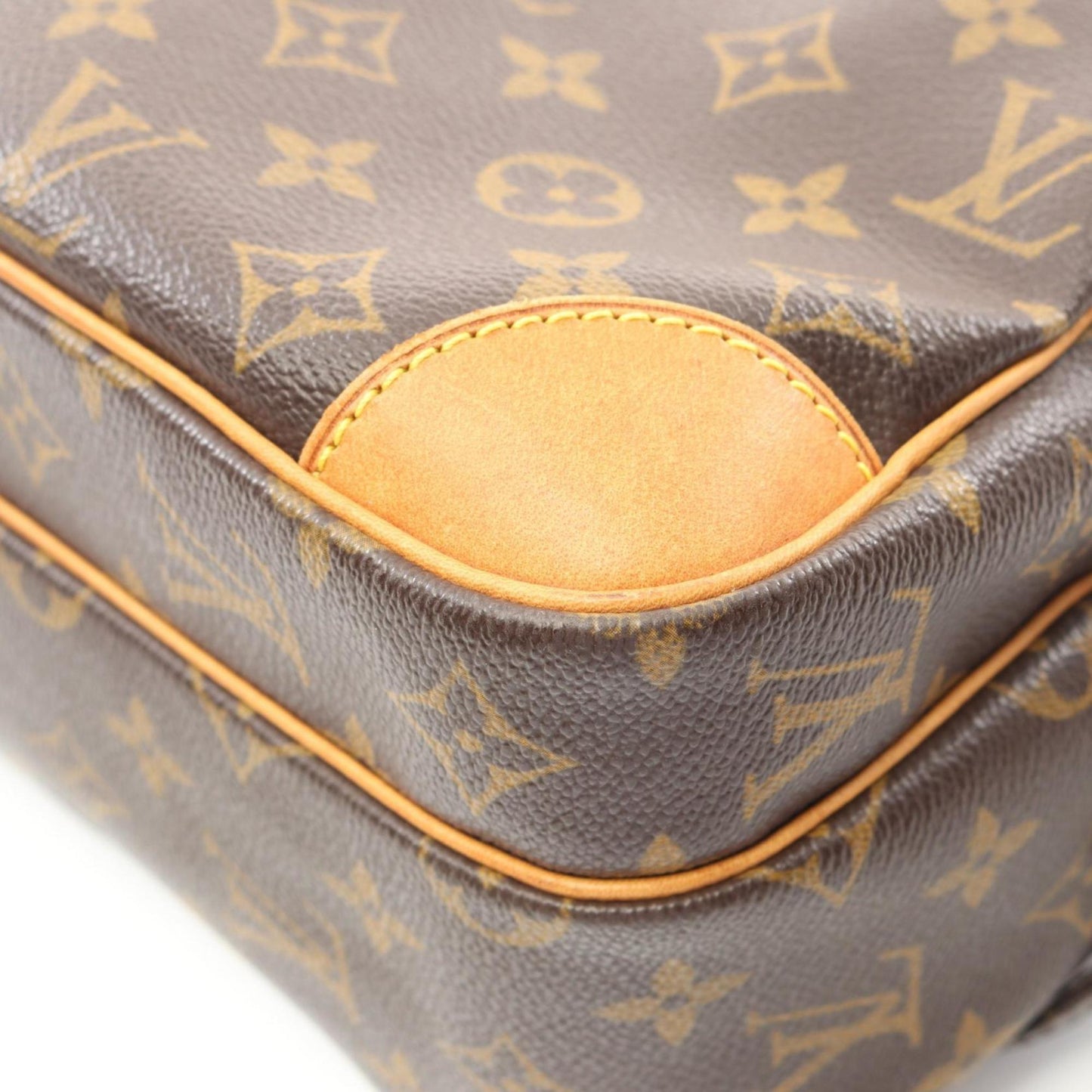 Louis Vuitton, Brown, Leather, shoulder