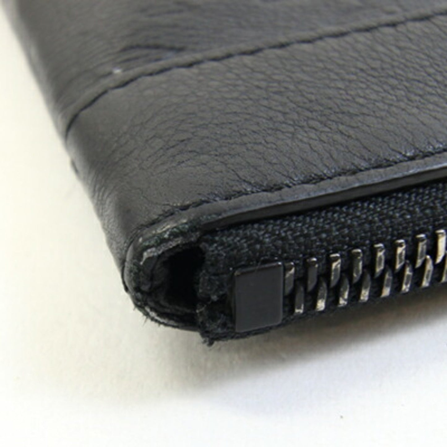 Louis Vuitton Pochette To-Go, Black, Leather, clutch