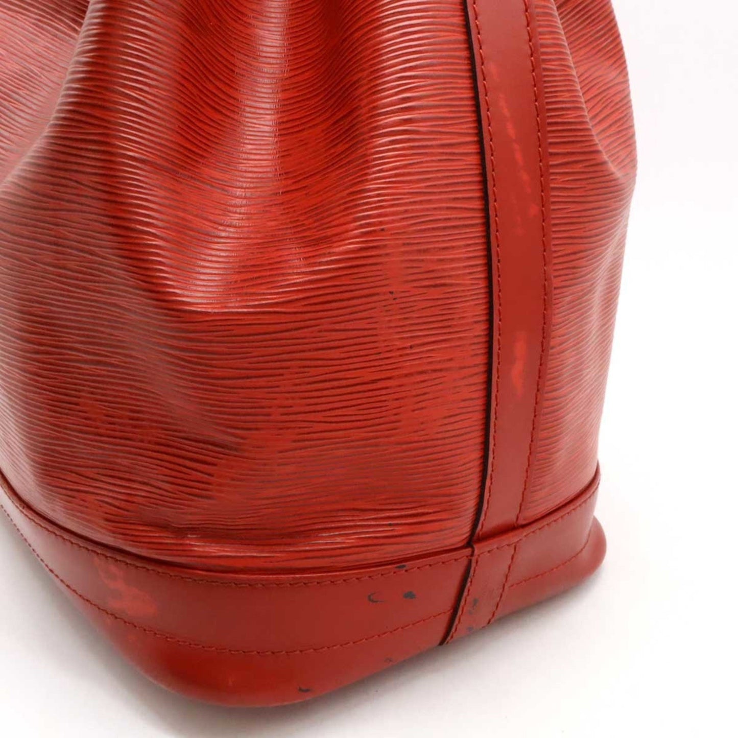 Louis Vuitton Noé, Red, Leather, shoulder