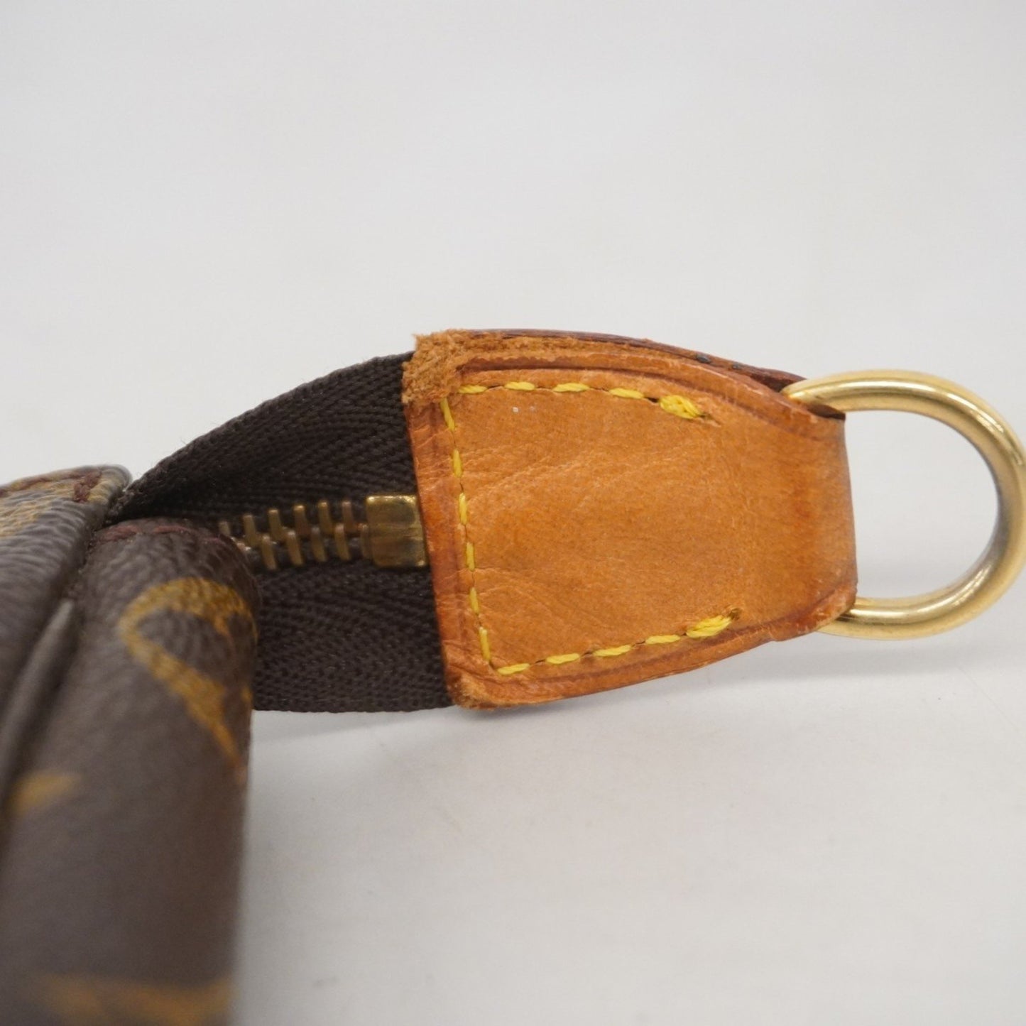 Louis Vuitton Pochette Accessoire, Brown, Canvas, clutch