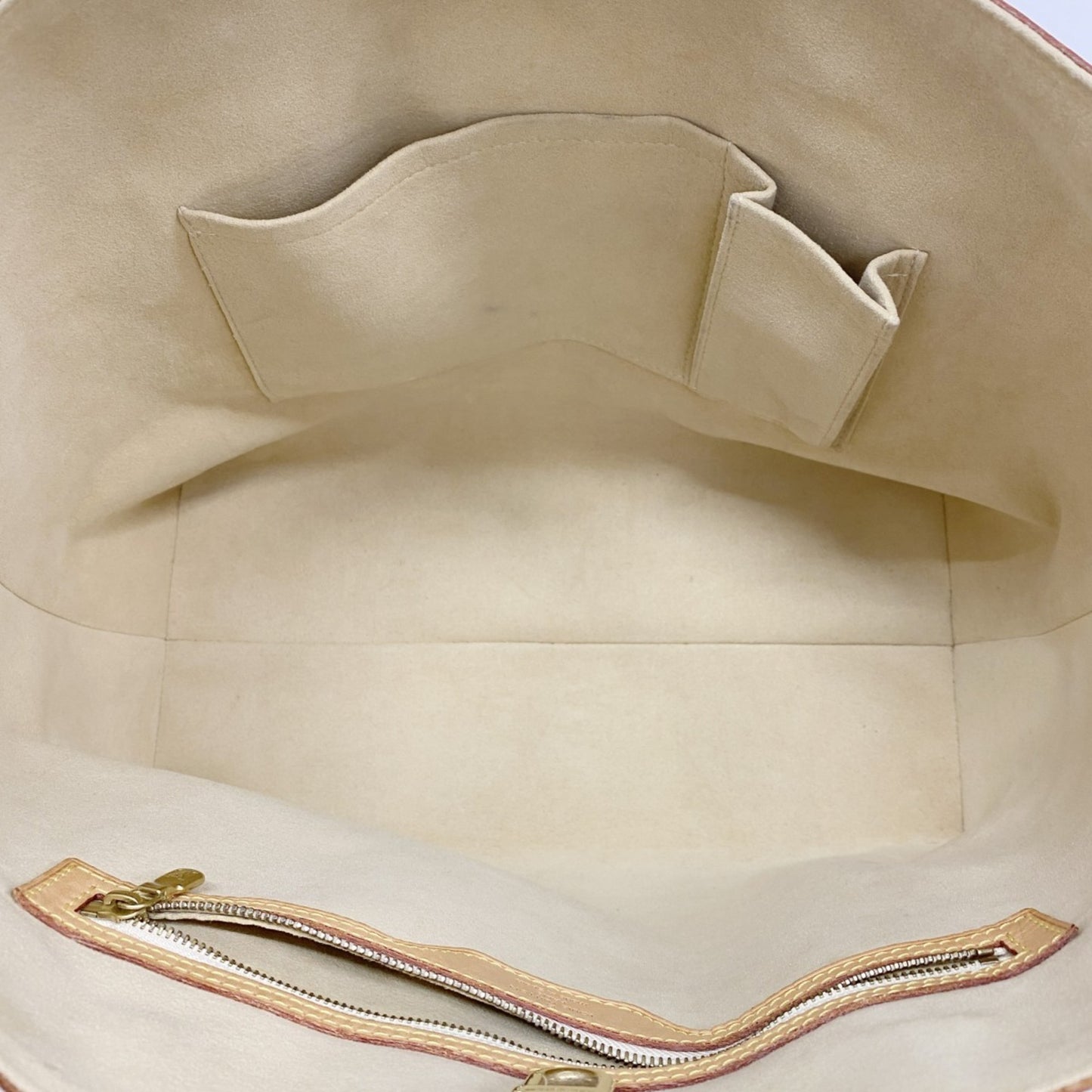 Louis Vuitton Hampstead, White, Canvas, tote