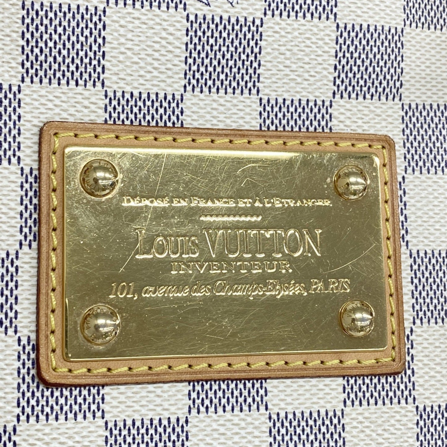 Louis Vuitton Hampstead, White, Canvas, tote