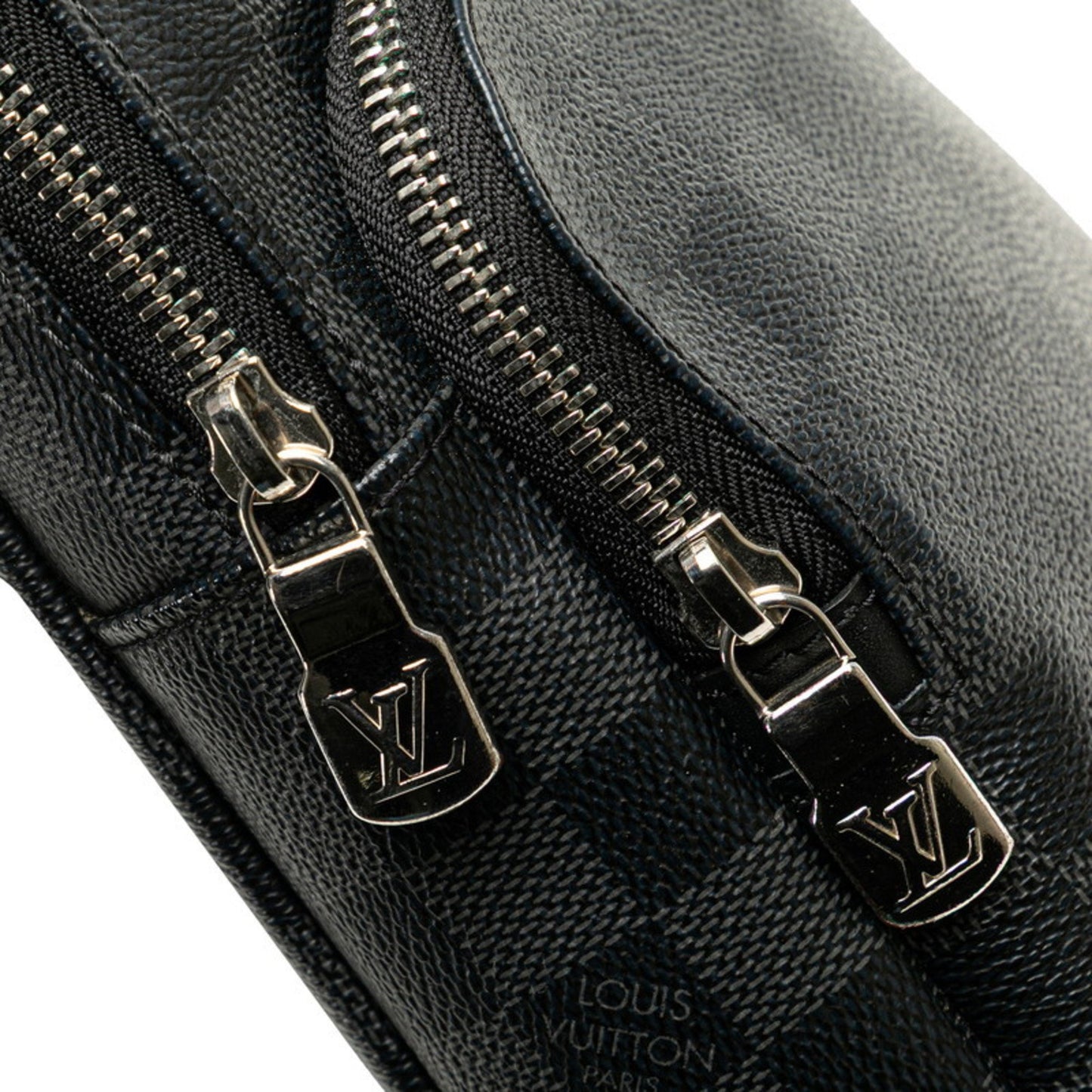 Louis Vuitton Avenue, Black, "CANVAS, LEATHER", shoulder
