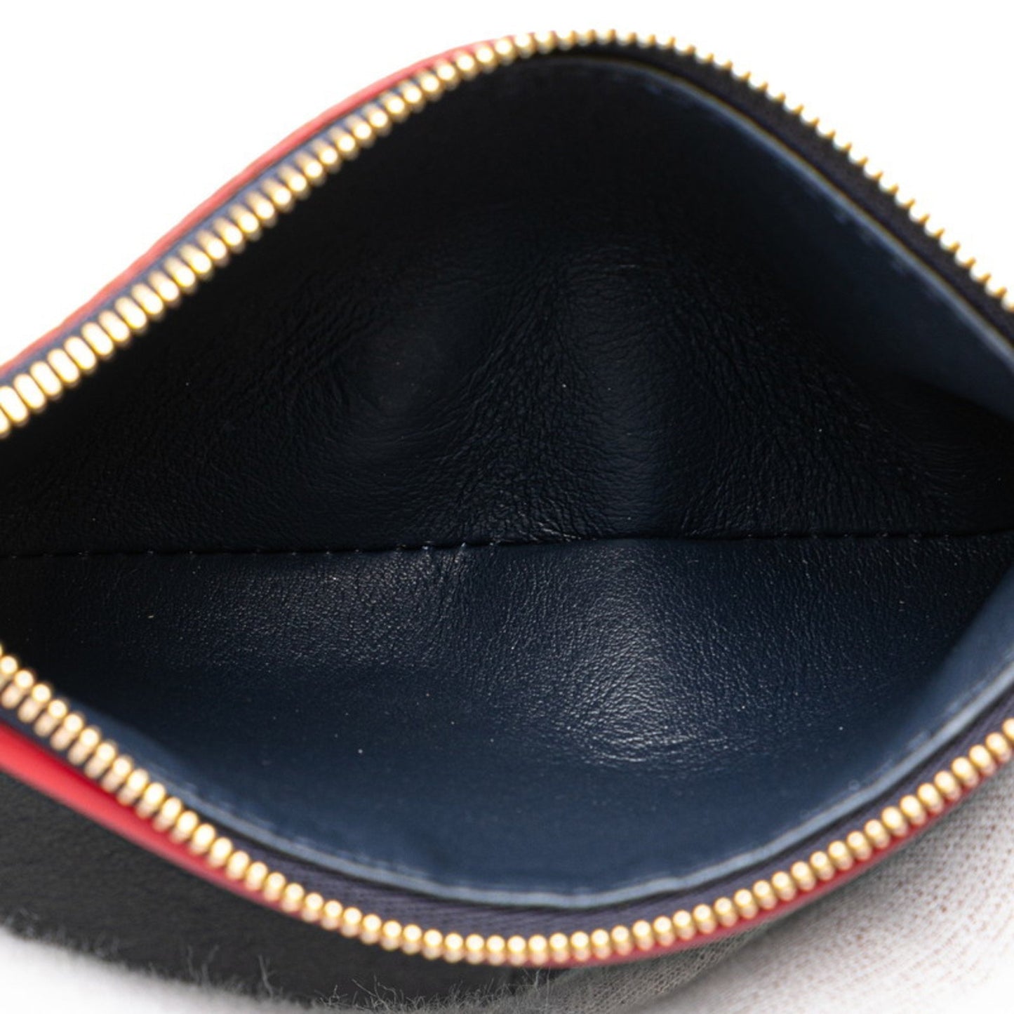 Louis Vuitton Capucines, Navy, Leather, wallet