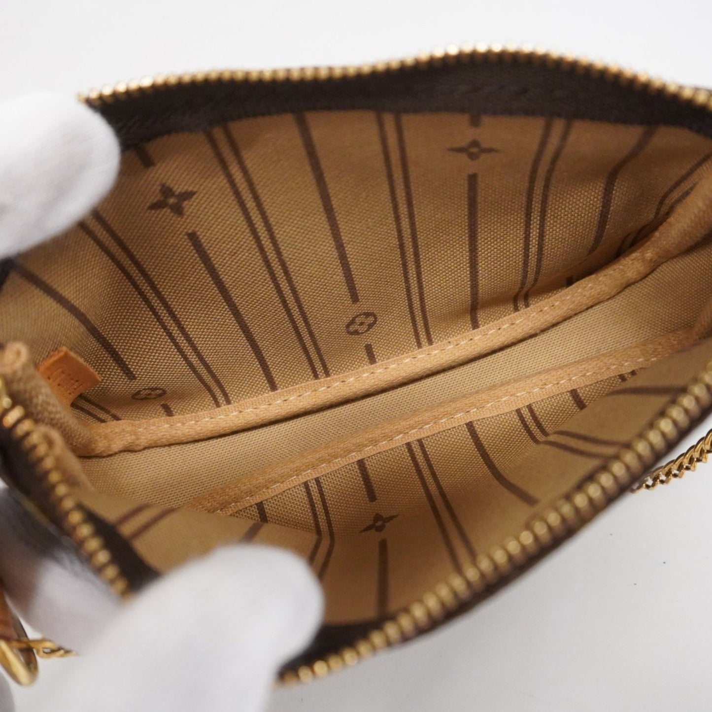 Louis Vuitton Mini Pochette Accessoires, Brown, Canvas, clutch