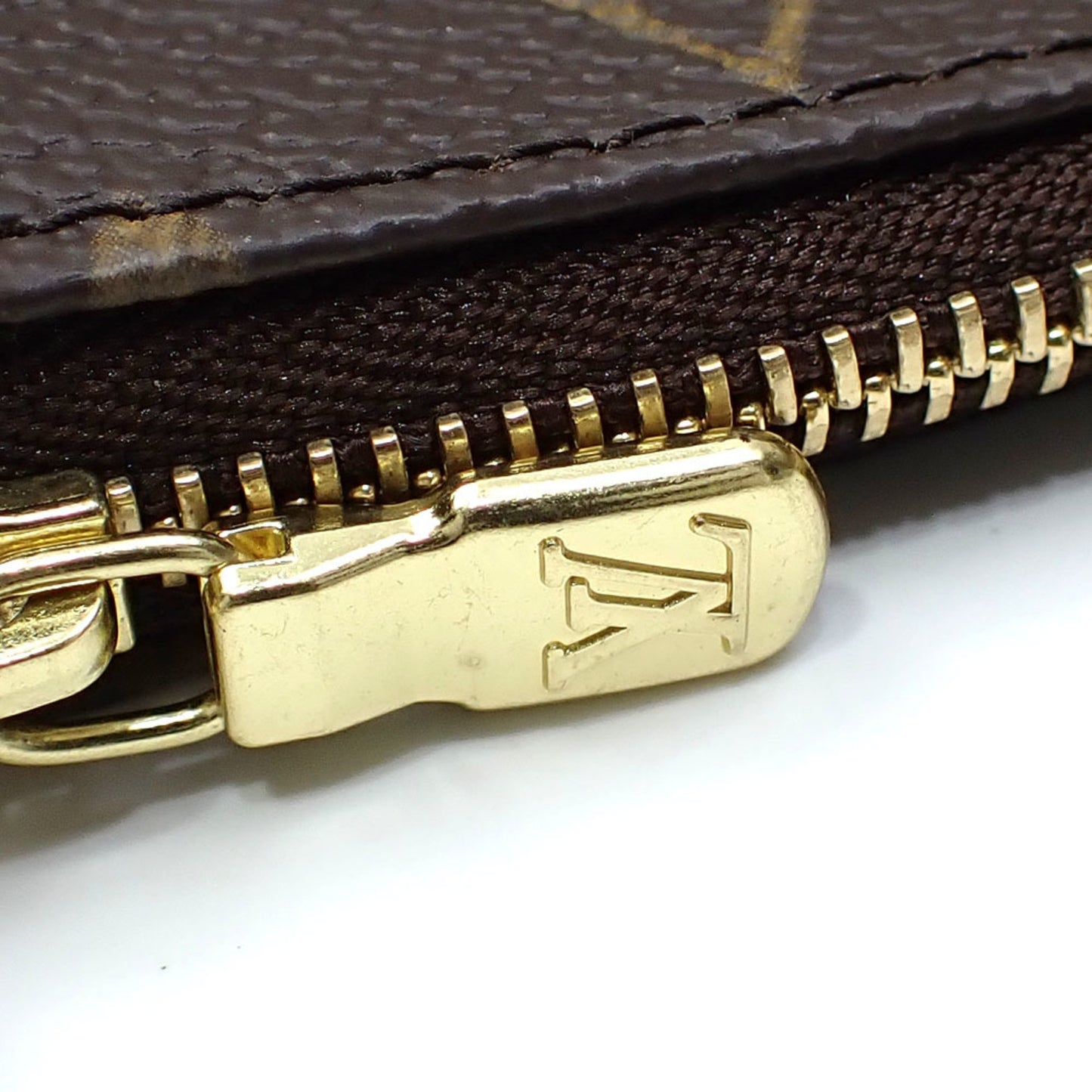 Louis Vuitton Mini Pochette Accessoires, Brown, Canvas, clutch