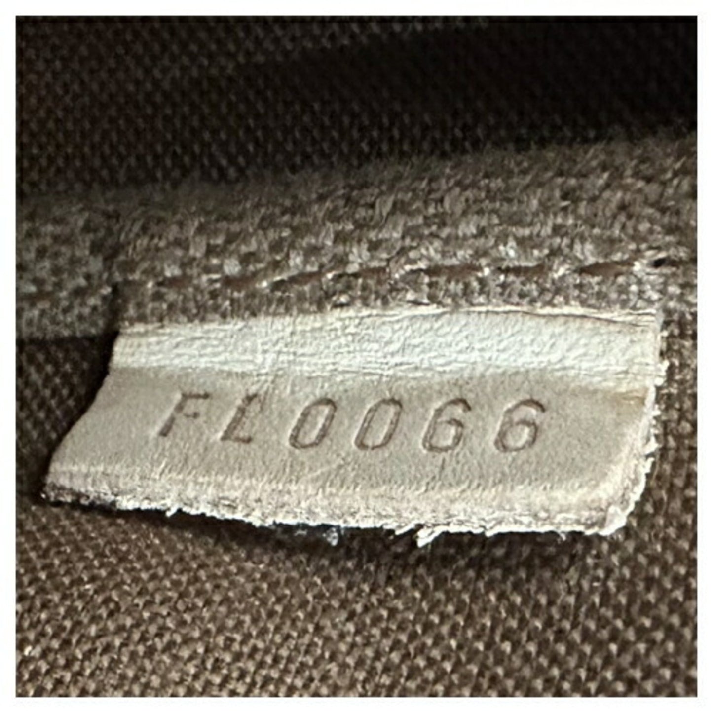 Louis Vuitton Mini Pochette Accessoires, Brown, Canvas, clutch