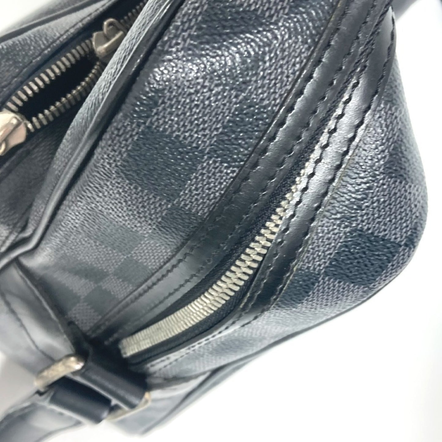 Louis Vuitton Leoh, Black, Canvas, shoulder