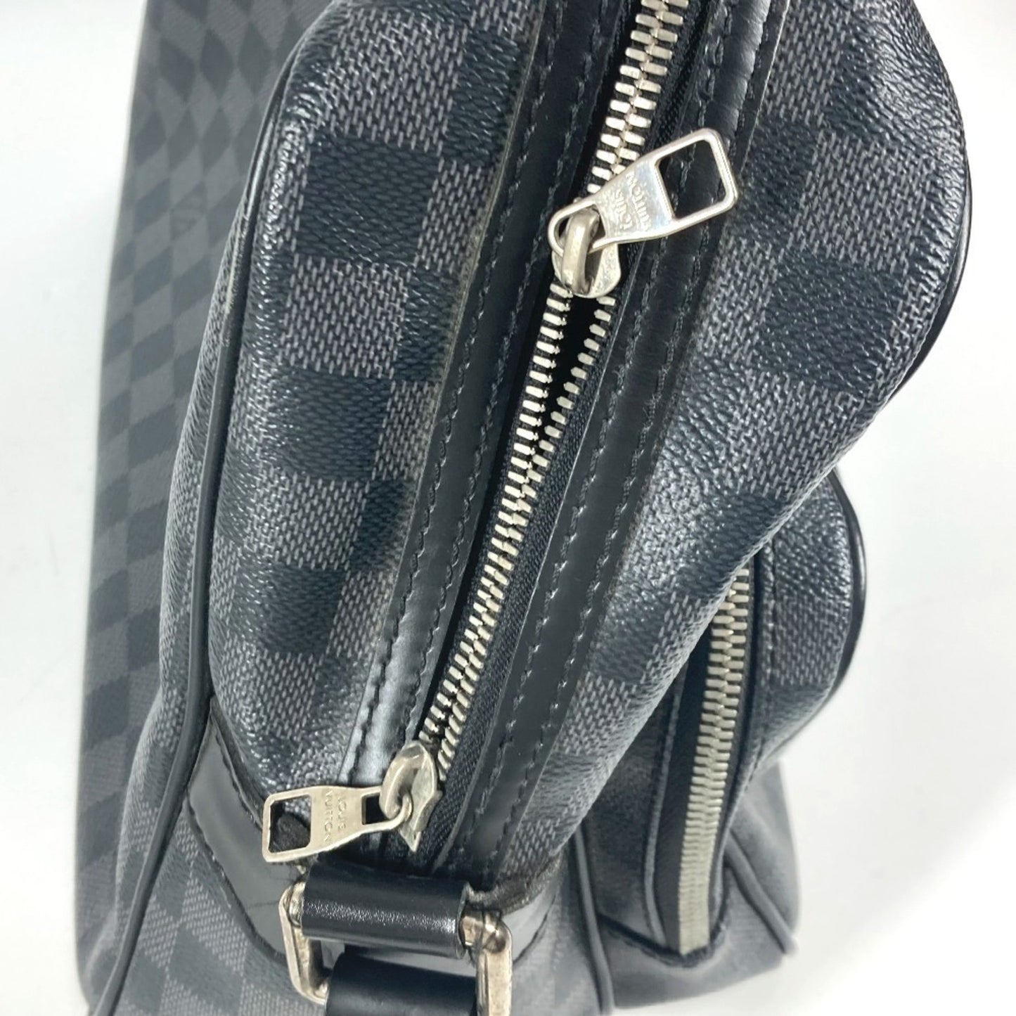 Louis Vuitton Leoh, Black, Canvas, shoulder