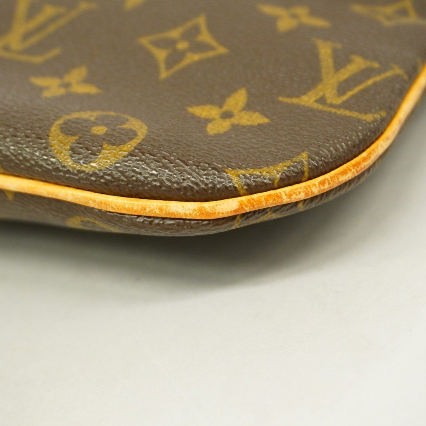Louis Vuitton Bosphore, Brown, Canvas, shoulder