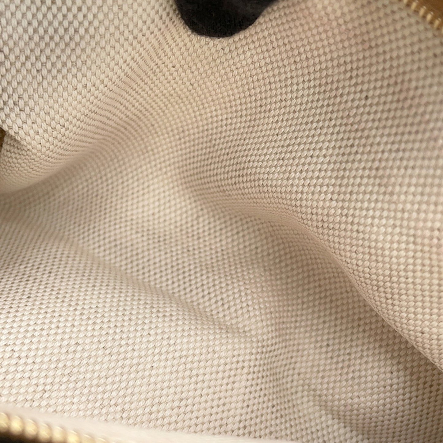 Gucci Interlocking G, Beige, Leather, shoulder