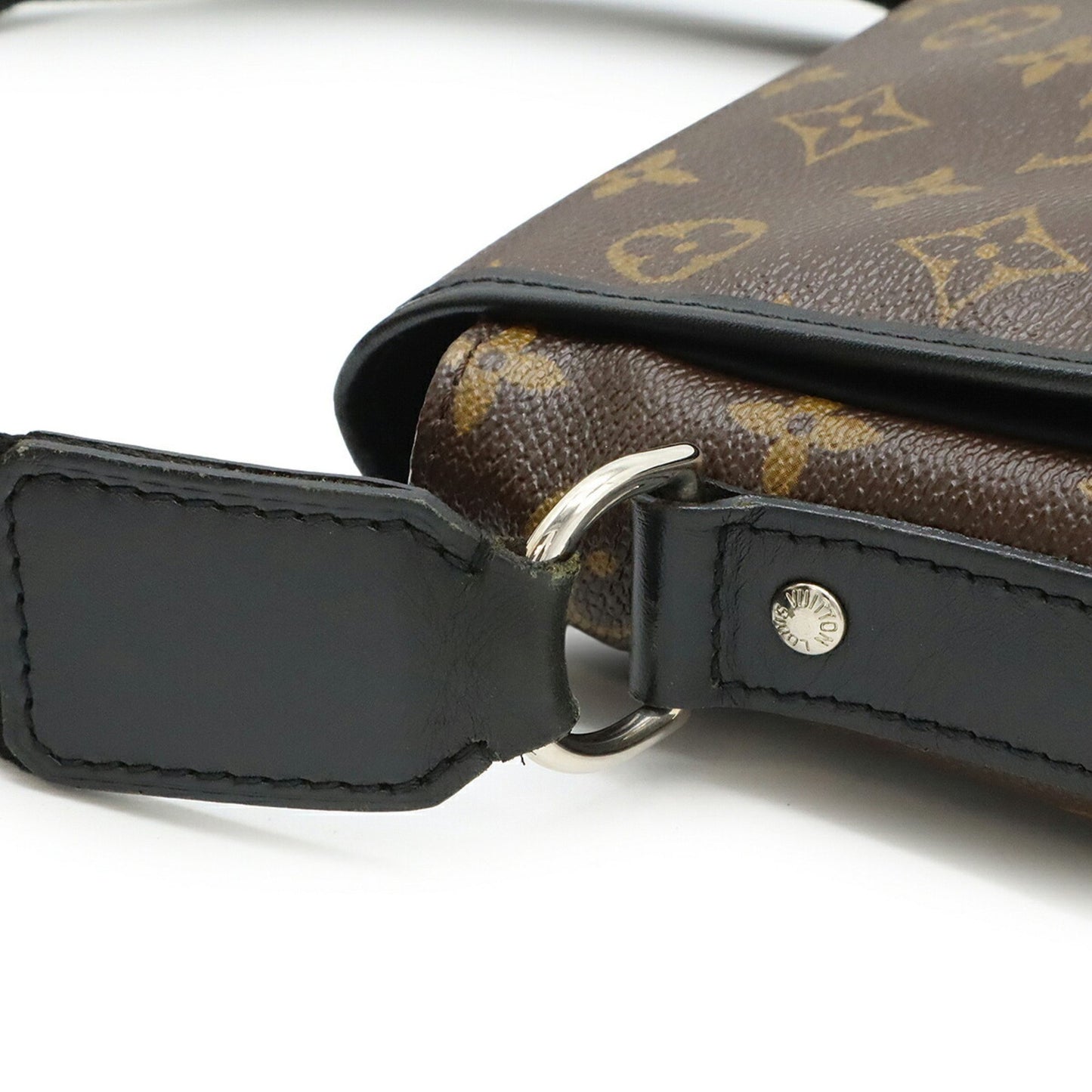 Louis Vuitton Bass, Brown, Canvas, clutch