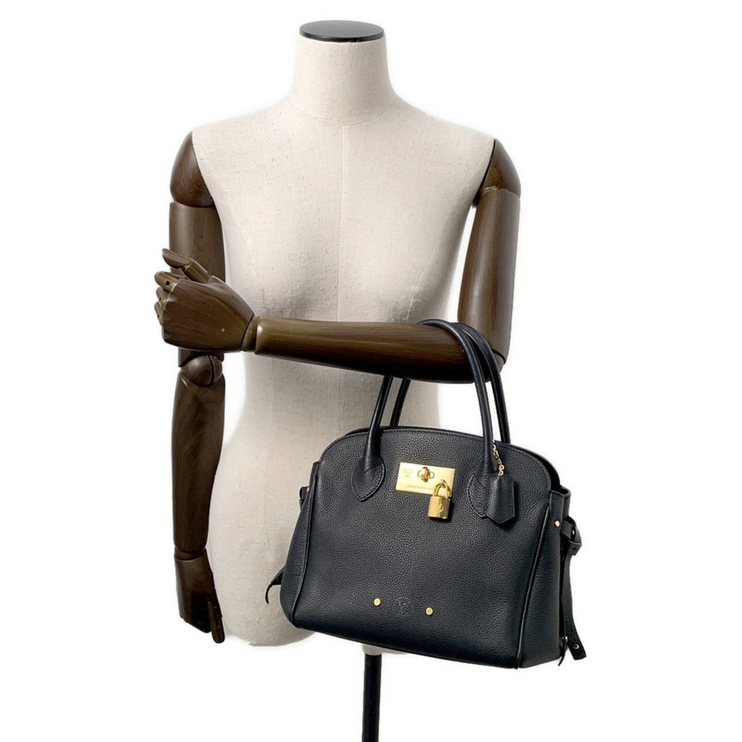 Louis Vuitton Milla, Black, Leather, handbag