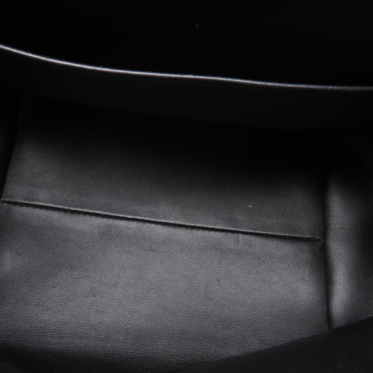 Louis Vuitton Milla, Black, Leather, handbag