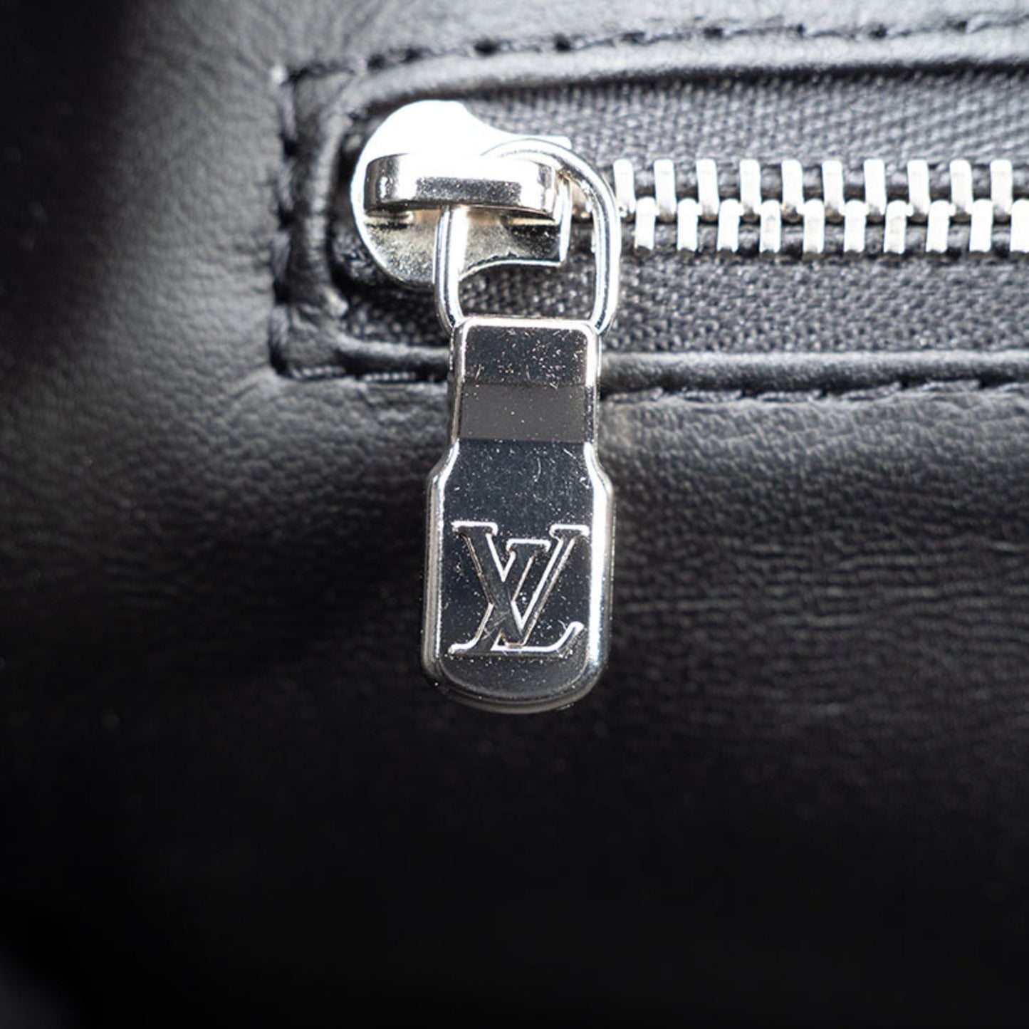 Louis Vuitton Dopp Kit, Blue, Canvas, clutch